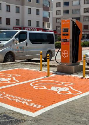 AC Araç Şarj İstasyonu